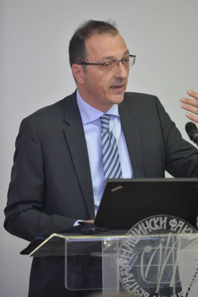 Prof. dr Aleksandar Jovović