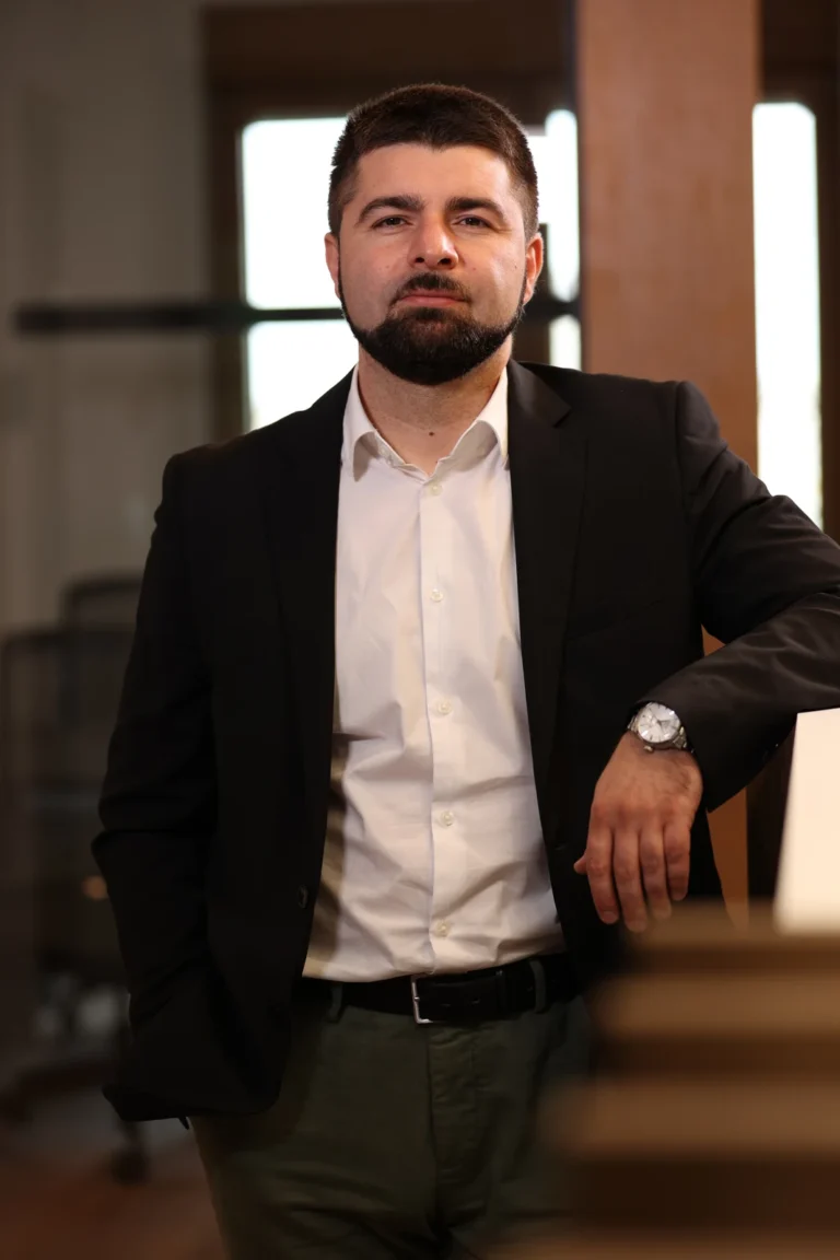 Dr Nenad Ristić
